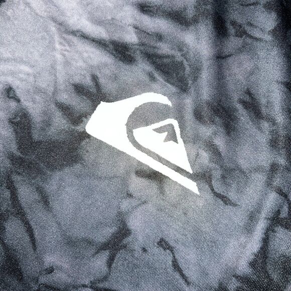 Quiksilver Everyday SS Surf Shirt UPF Protection 50+ Men’s Size Medium NWT - Picture 3 of 7